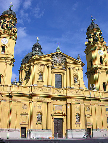 Fotos Theatinerkirche | München
