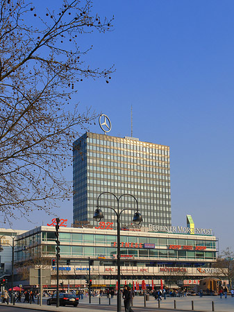 Breitscheidplatz am Abend Fotos