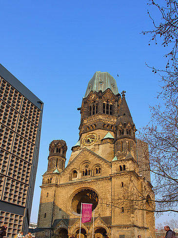 Foto Hauptturm der Gedächtniskirche - Berlin