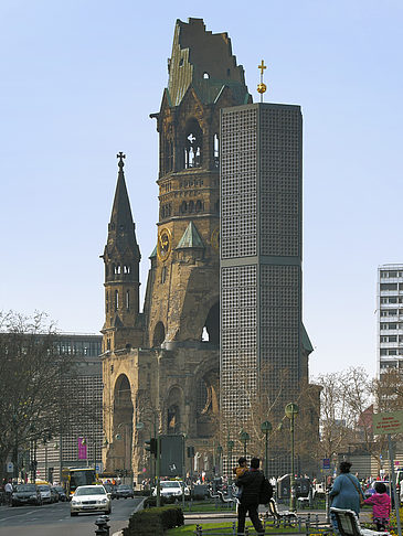Foto Tauentzien und Gedächtniskirche - Berlin