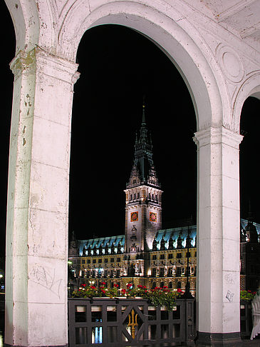 Foto Rathaus von Alsterakaden - Hamburg