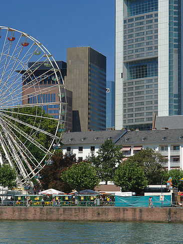 Fotos Commerzbank mit Riesenrad | Frankfurt am Main
