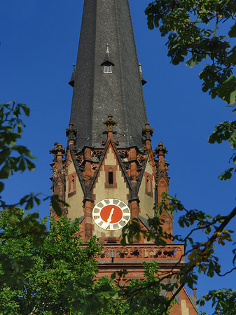 Foto Spitze der Deutschherrenkirche - Frankfurt am Main