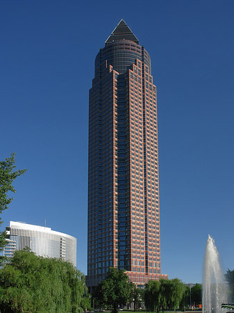 Fotos Messeturm mit Ludwig-Erhard-Anlage