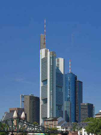 Commerzbank mit Maintower Fotos