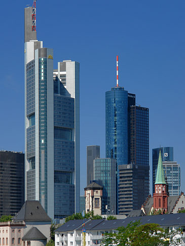 Commerzbank mit Maintower Foto 