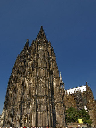 Südwestfassade des Kölner Doms