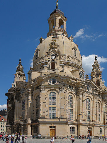 Foto Frauenkirche und Neumarkt