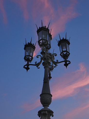 Laterne am Abend Foto 