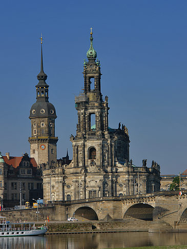 Foto Hofkirche und Schloss