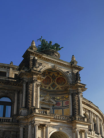 Eingang der Semperoper