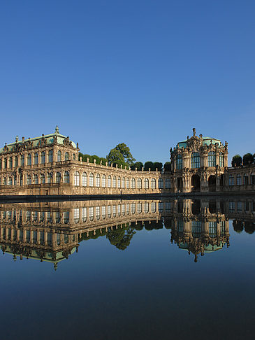 Foto Wallpavillon mit Brunnen - Dresden