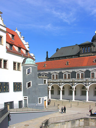 Langer Gang am Stallhof Fotos