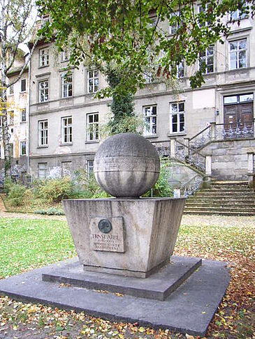 Ernst Abbe Denkmal Fotos