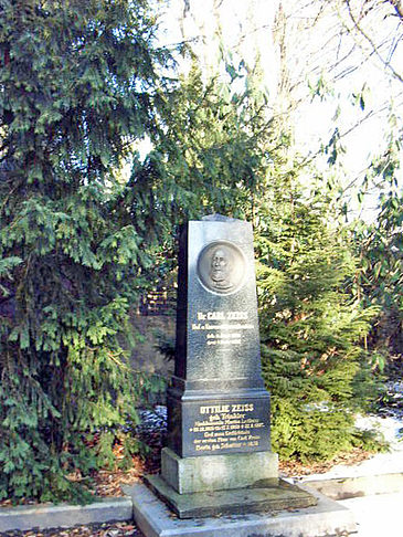 Grabstätte Carl Zeiss Foto 