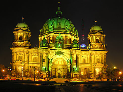Fotos Berliner Dom bei Nacht | Berlin