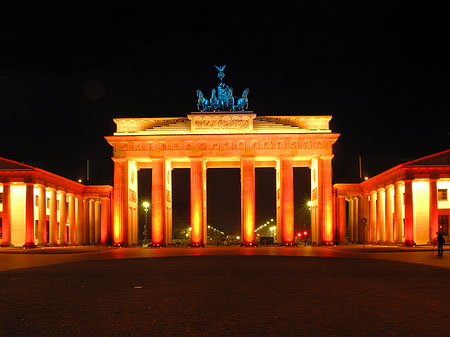 Brandenburger Tor bei Nacht Foto 
