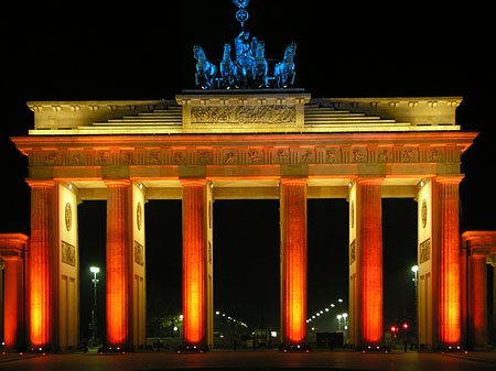 Brandenburger Tor bei Nacht Fotos
