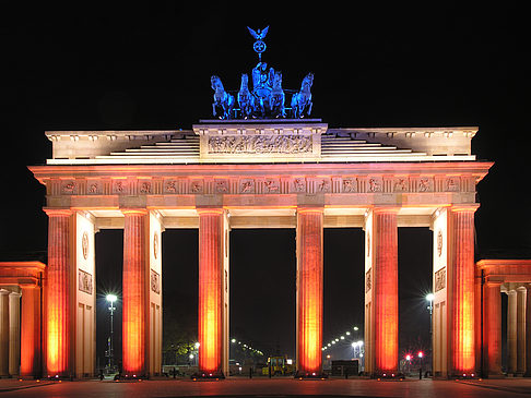 Brandenburger Tor bei Nacht Fotos