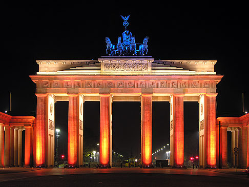 Brandenburger Tor bei Nacht Fotos