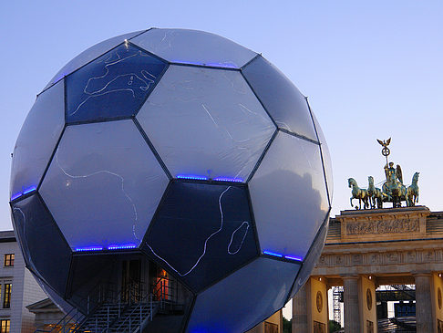 Brandenburger Tor zur WM 2006