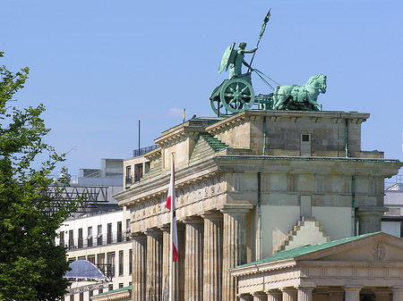 Foto Brandenburger Tor mit Fanmeile - Berlin