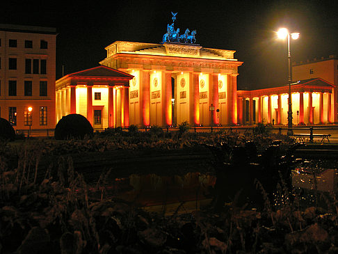 Pariser Platz bei Nacht Fotos