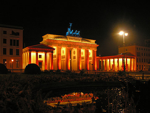Pariser Platz bei Nacht Foto 