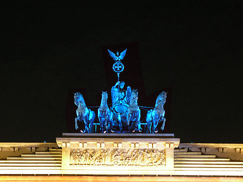 Quadriga bei Nacht Fotos