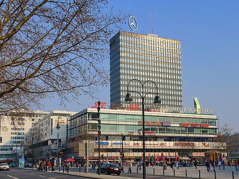 Breitscheidplatz am Abend Fotos
