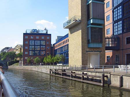 NCR-Gebäude Fotos