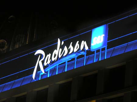 Fotos Radisson bei Nacht