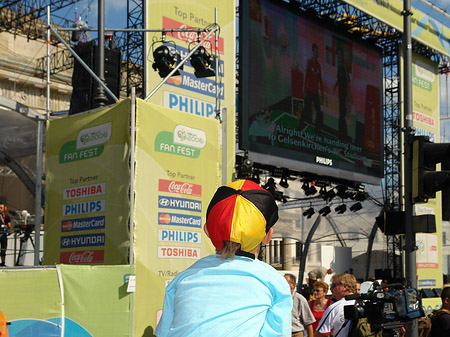 Foto Bühne auf dem Fanfest - Berlin