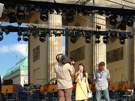 Bühne auf dem Fanfest Fotos