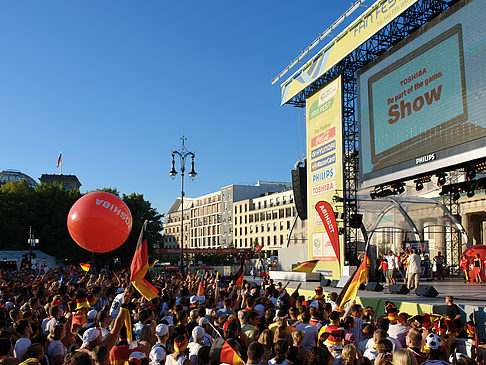 Fotos Bühne auf dem Fanfest