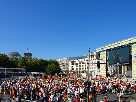 Leinwand und Fans