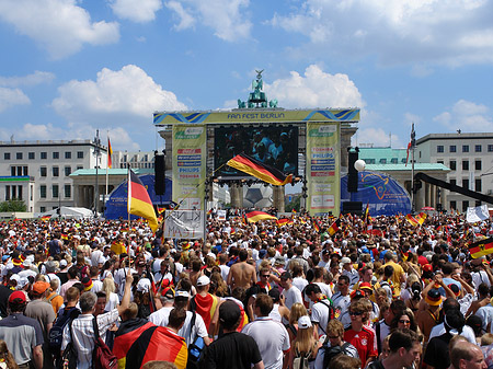 Leinwand und Fans Fotos