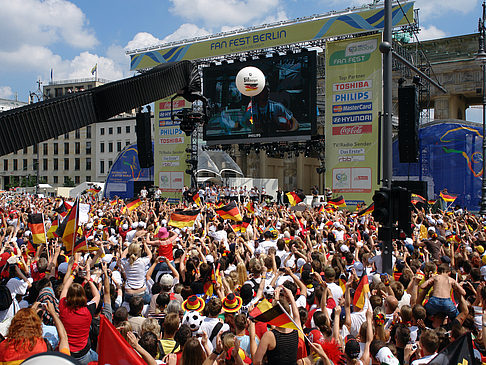 Fanfest - Menchenmasse