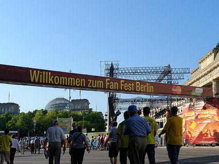 Willkommen zum Fanfest in Berlin