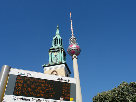 Foto Fernsehturm und Marienkirche