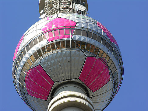 Fernsehturm Nahaufnahme Foto 