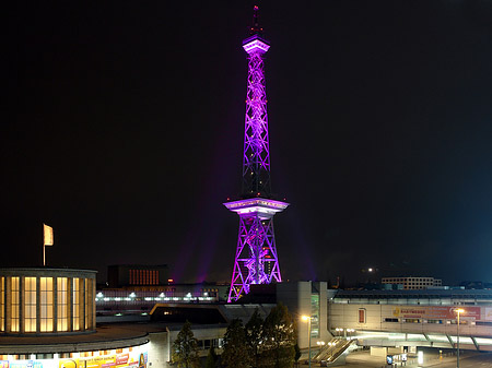Funkturm und Messegelände Fotos