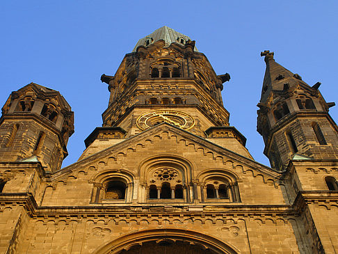 Fotos Turm aus der Vogelperspektive