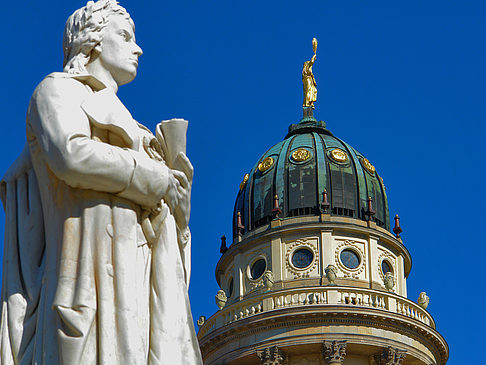 Fotos Schillerdenkmal mit dem Französischen Dom | Berlin