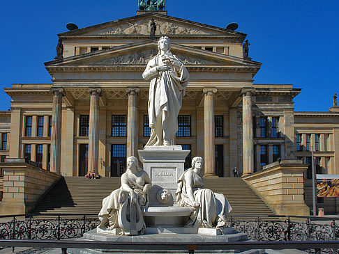 Fotos Schillerdenkmal mit Konzerthaus