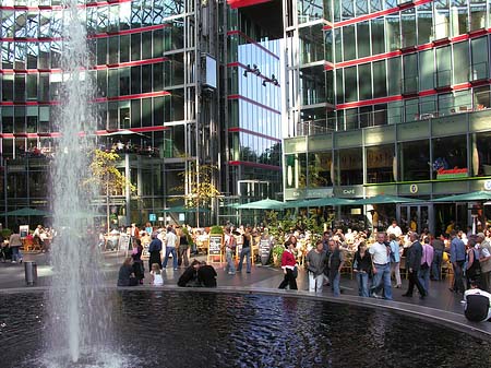Foto Sony Center - Brunnen