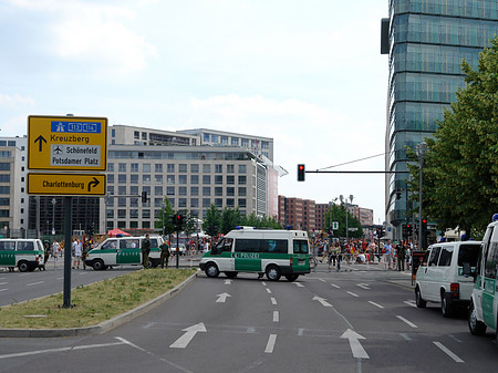 Weg zur Fanmeile