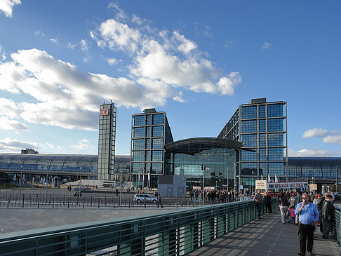 Gustav-Heinemann-Brücke