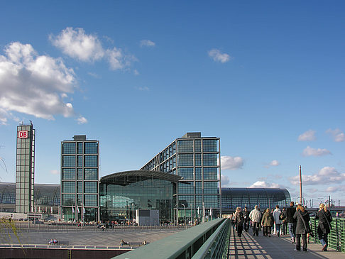 Gustav-Heinemann-Brücke Fotos