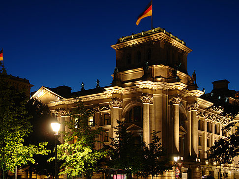 Foto Reichstag bei Nacht